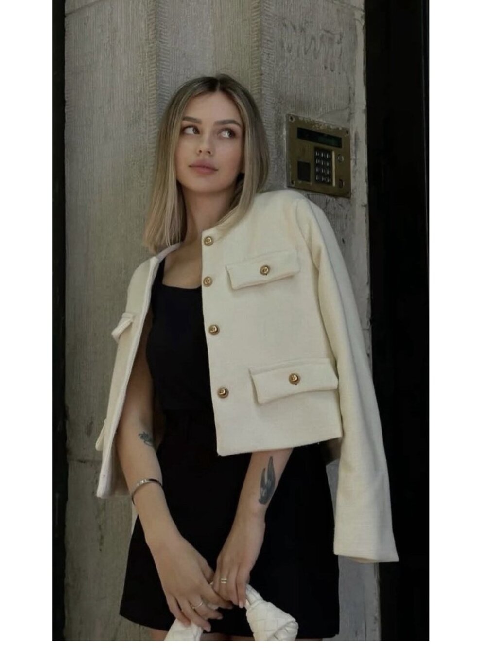 NWT ZARA Gold Button Cropped Flap Jacket Blazer in Ivory Size S - Picture 8 of 11